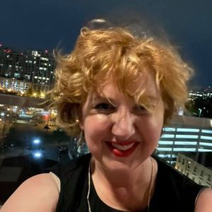 Meet your Posher, Alia